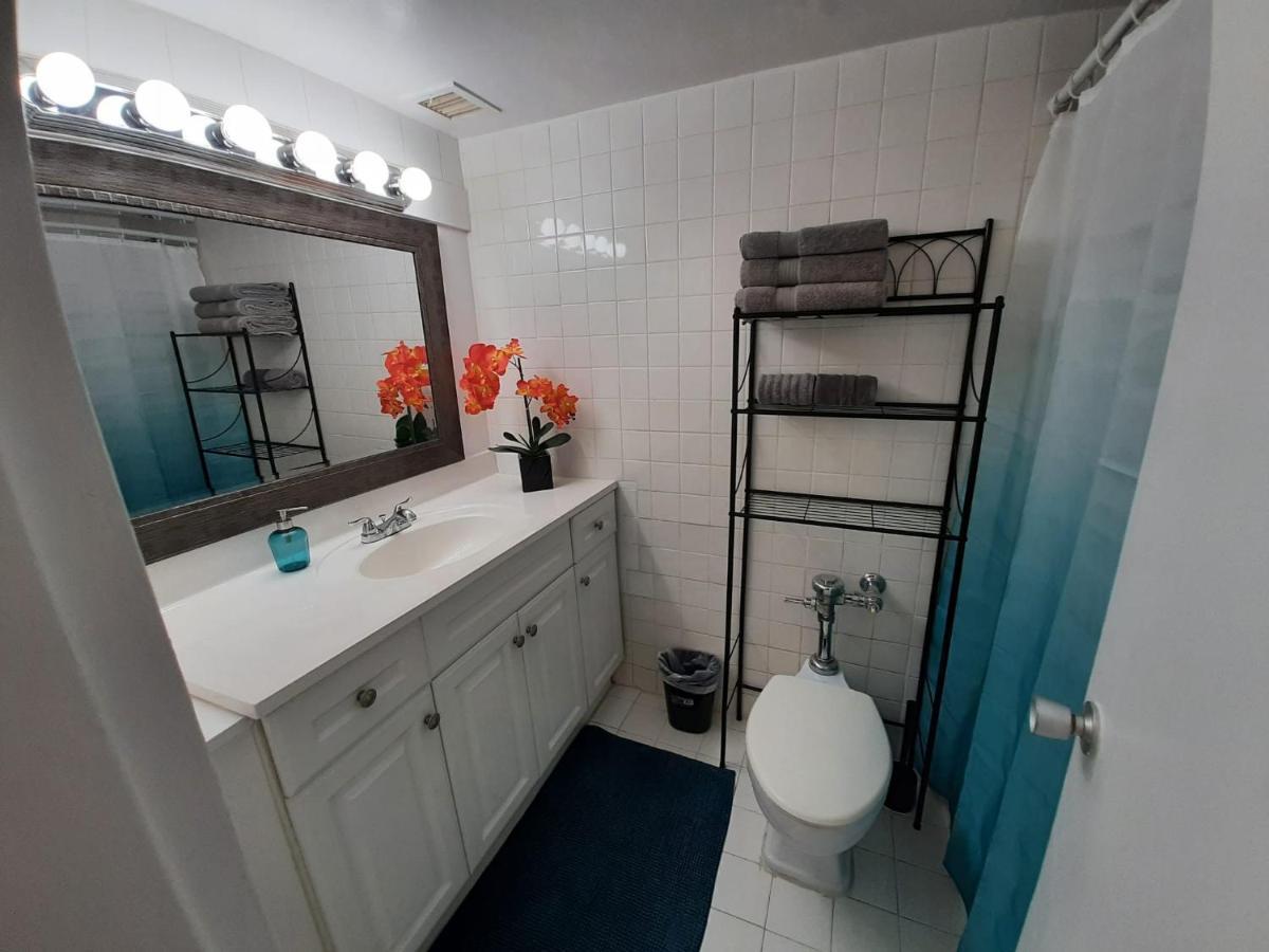 Hallandale Studio With Pool Apartment Холандейл Бийч Екстериор снимка