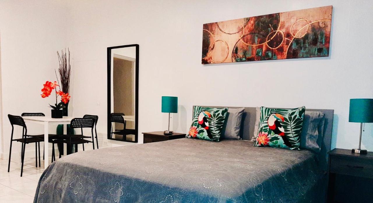Hallandale Studio With Pool Apartment Холандейл Бийч Екстериор снимка